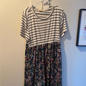 Chic Soul Black Striped Floral Dress